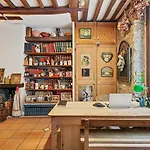 Hotel De Nesle