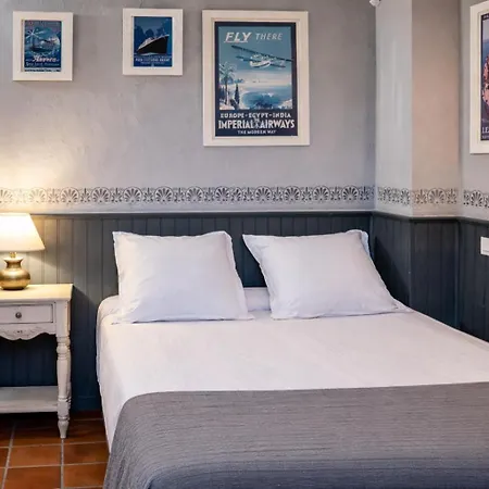 Hotel De Nesle Paris