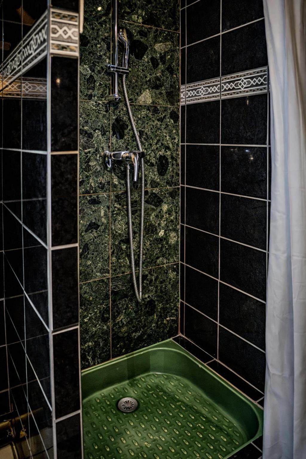 De Nesle Hotel 3*